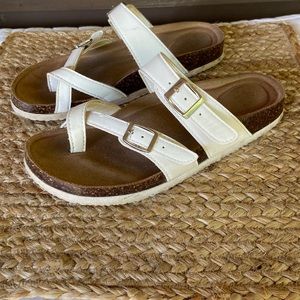 Time and Tru girls white Sandals- Size 6